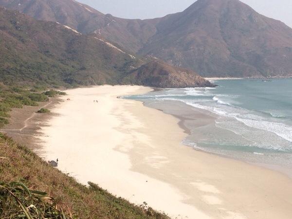 Approaching_Sai_Wan_beach