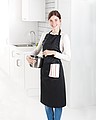 Adjustable apron