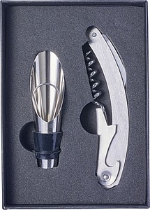 2-piece wine set