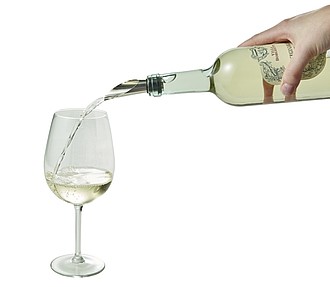 9 piece wine gift set