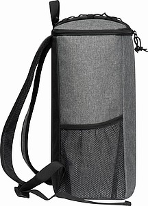 Backpack with cooling function