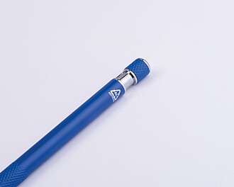 Ball pen with patterned grip zone, blue
