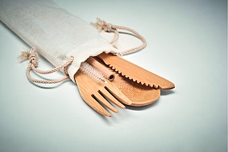 Bamboo cutlery with straw