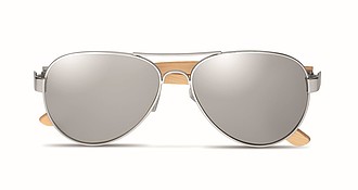 Bamboo sunglasses in pouch