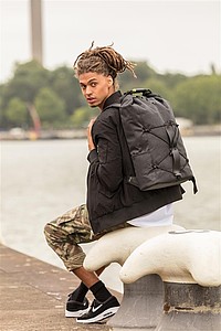 Bobby Urban Lite anti-theft backpack, black