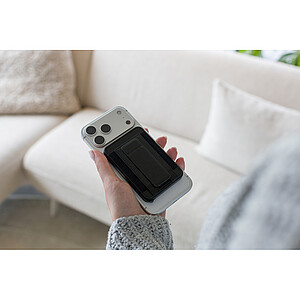 BrandCharger card holder Wally Stand Pro | Recycled