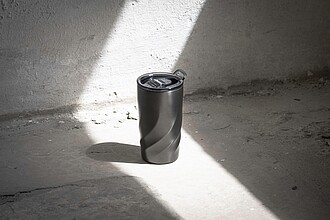 BrandCharger Vortex Calix travel mug