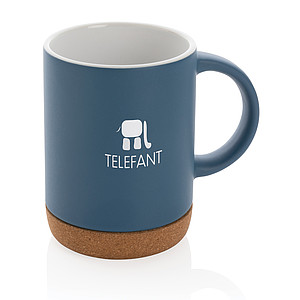Ceramic mug with cork base