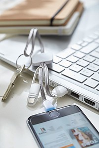 Charging cable ANNOUNCER