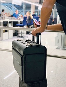 CrisMa document and pilot trolley, black