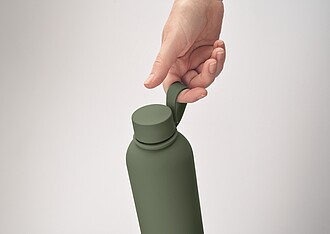 Double wall vacuum insulating bottle