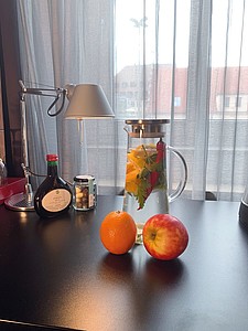 Glass carafe