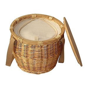 Mark Twain picnic basket