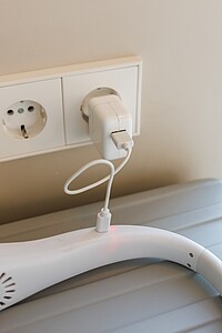 Neck ventilator Fresh, white