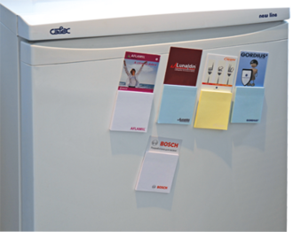 Note-it with magnet