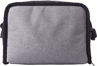 Polycanvas (600D) cooler bag with PEVA interior lining.