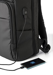 PU (600D) backpack with pockets at the front