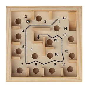 Puzzel wooden labyrinth
