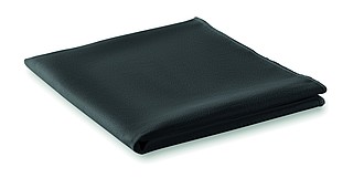 Sports towel with pouch