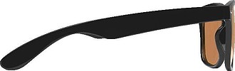 Sunglasses with colored glasses
