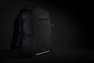 Swiss Peak AWARE™ XXL weekend travel backpack