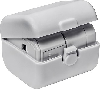 Travel adapter