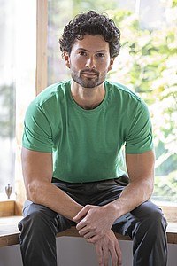 Unisex Heros T-shirt with long sleeves, bright green, XS