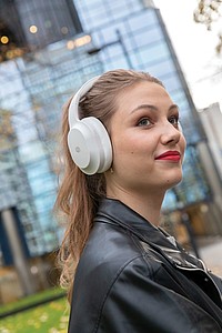 Urban Vitamin Freemond wireless ANC headphone