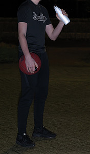 Vacuum insulated reflective visibility bottle