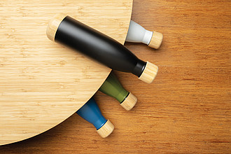 Vacuum stainless steel bottle with bamboo lid and bottom
