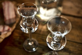 VANILLA SEASON HAMEDAM 2 Set of two elegant 85 ml volume glasses for grappa or other aperitif