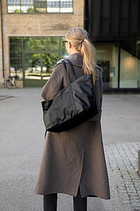 VINGA Livorno GRS recycled polyester maxi tote, black