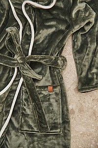 VINGA Louis luxury plush RPET robe size L-XL