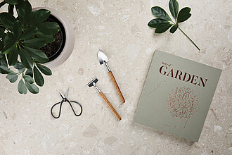 VINGA Story of garden, green