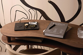 VINGA Timo RCS desk charger and accessory tray, black