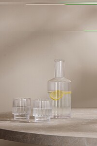 VINGA York carafe 1.45 L, transparent