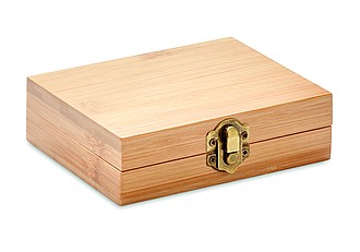Whisky set in bamboo box