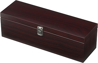 Wine set in gift boxBrown