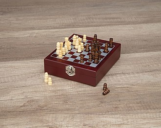 Wine set in wooden box*, brown