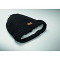 Knitted beanie with cuff