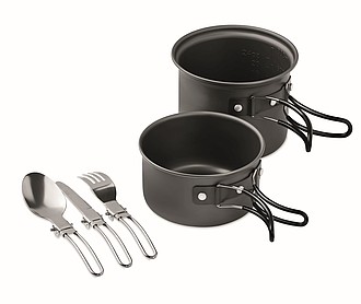 2 camping pots with cutlery