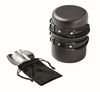 2 camping pots with cutlery