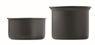 2 camping pots with cutlery