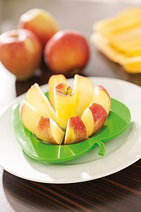 Apple cutter 