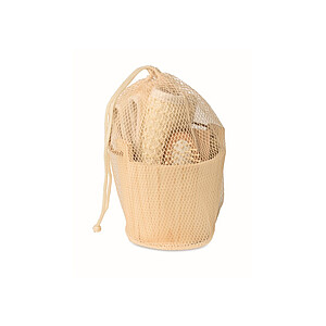 Bath gift set in wooden bucket