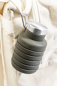 collapsible bottle
