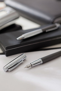 Elegant desk set 