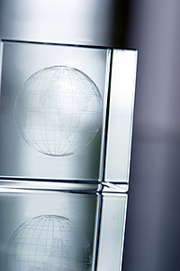 glass cube