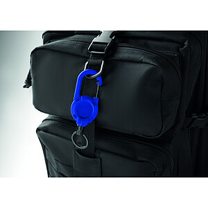 Retractable badge holder