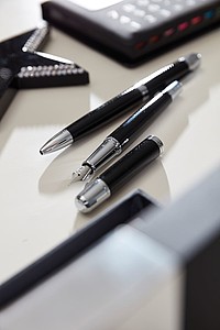 Set with ballpen and fountain pen,colour black, silver